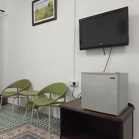 One Mek Studio Бачок Экстерьер фото
